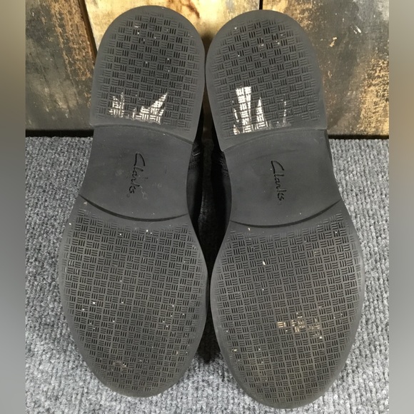 Clarks leather ankle booties women’s size 6 - Picture 7 of 10